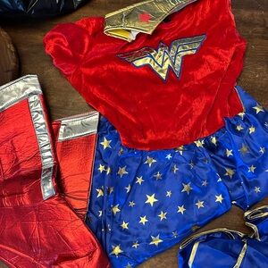 Women’s Wonder Woman Costume